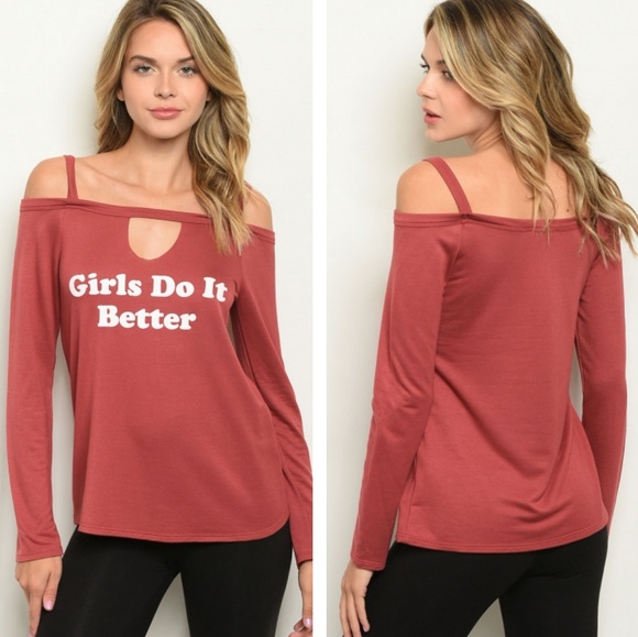 Tops - Graphic top